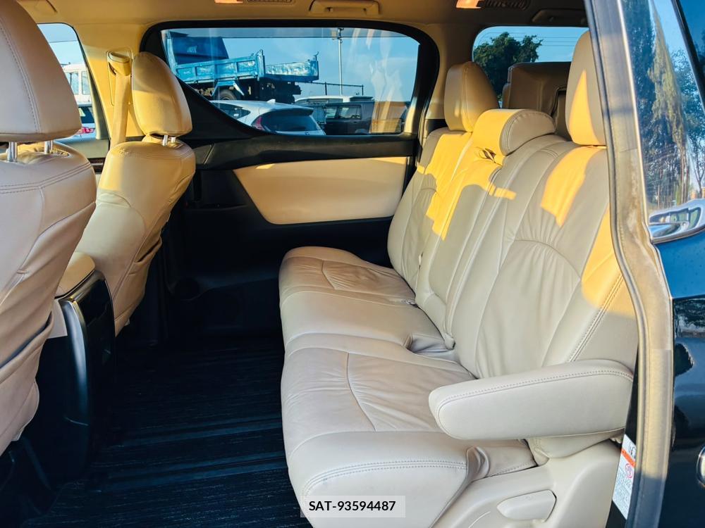 Toyota ALPHARD HYBRID 2018-02 8427973-9