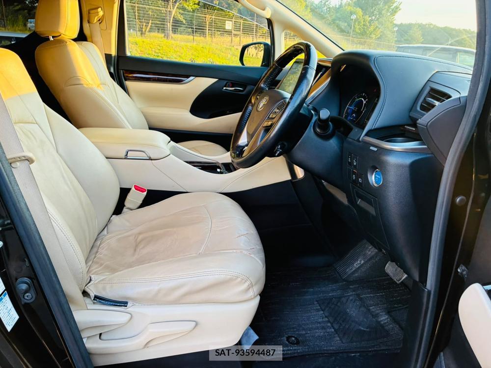 Toyota ALPHARD HYBRID 2018-02 8427973-11