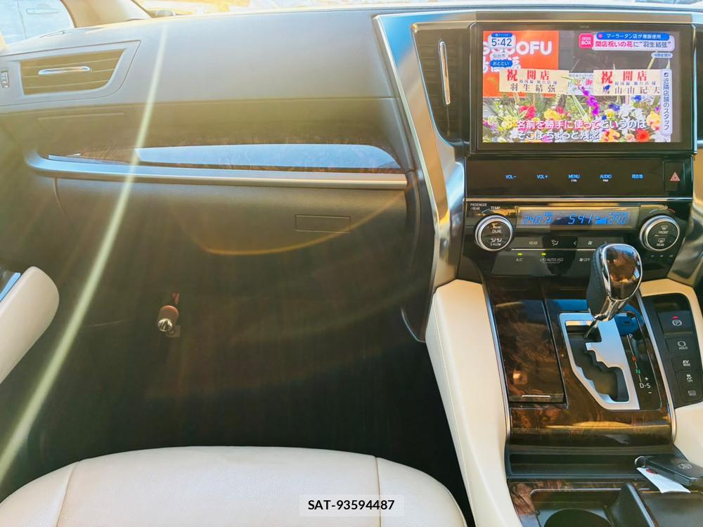 Toyota ALPHARD HYBRID 2018-02 8427973-17
