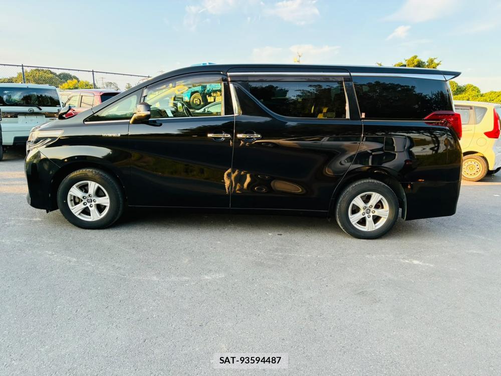 Toyota ALPHARD HYBRID 2018-02 8427973-1