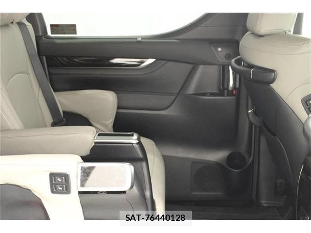 Toyota ALPHARD HYBRID 2015-07 8484989-29