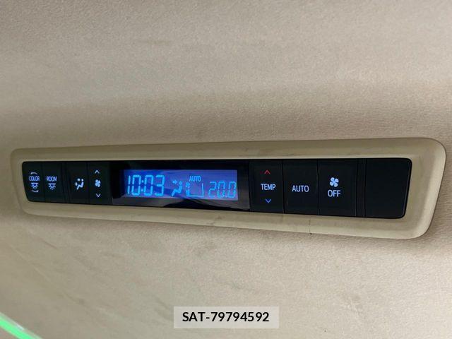 Toyota ALPHARD HYBRID 2015-08 8523405-6