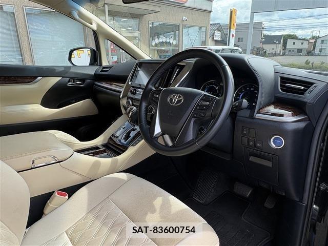 Toyota ALPHARD HYBRID 2022-07 8523403-13