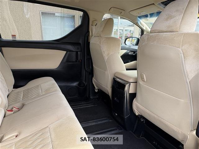 Toyota ALPHARD HYBRID 2022-07 8523403-17