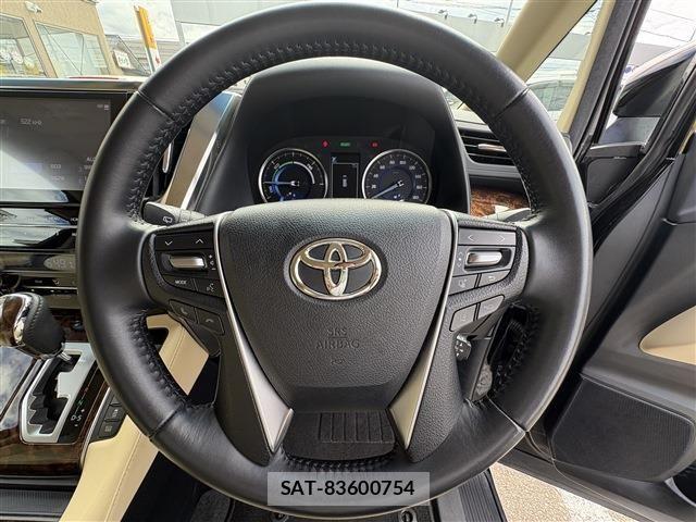 Toyota ALPHARD HYBRID 2022-07 8523403-24