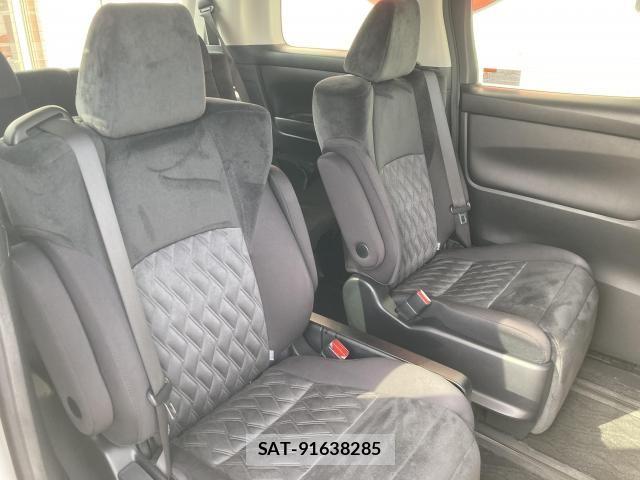 Toyota ALPHARD HYBRID 2018-03 8523402-21