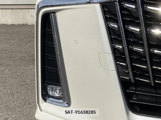 Toyota ALPHARD HYBRID 2018-03 8523402-6