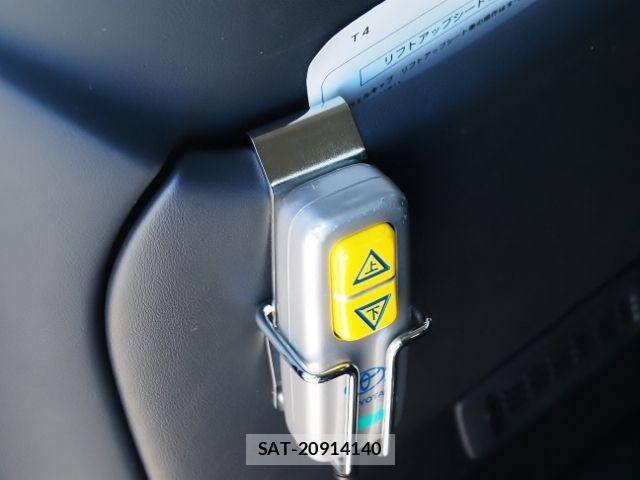 Toyota ALPHARD HYBRID 2021-12 8561061-12