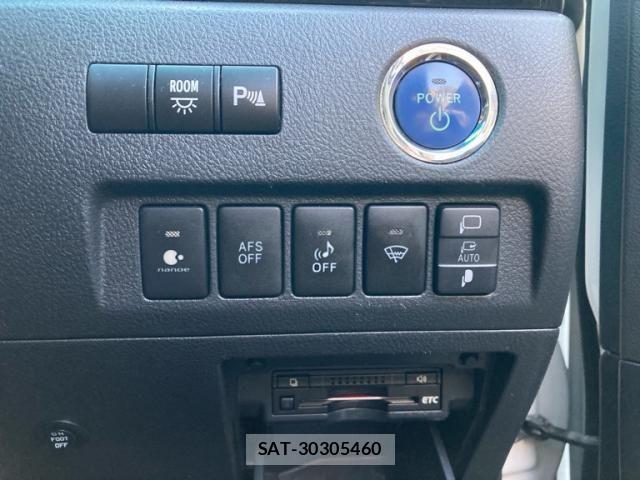 Toyota ALPHARD HYBRID 2013-10 8561070-15