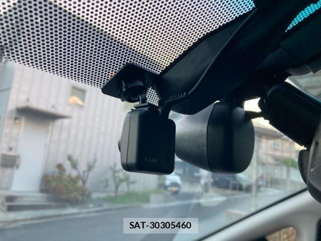 Toyota ALPHARD HYBRID 2013-10 8561070-23