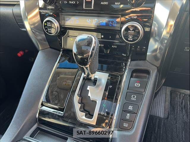 Toyota ALPHARD HYBRID 2022-03 8561059-22