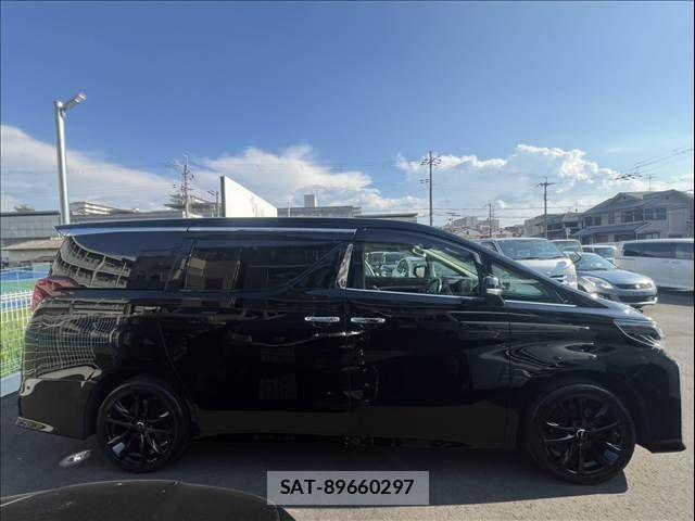 Toyota ALPHARD HYBRID 2022-03 8561059-6