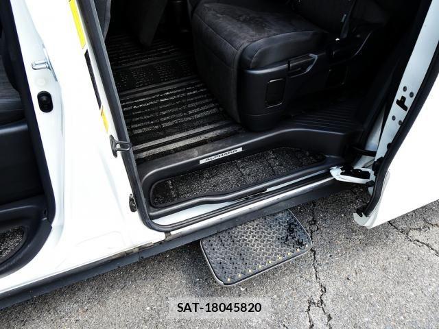 Toyota ALPHARD HYBRID 2012-07 8561068-16