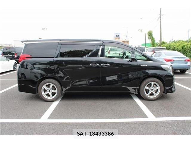 Toyota ALPHARD HYBRID 2017-08 8625701-12