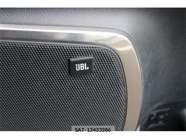 Toyota ALPHARD HYBRID 2017-08 8625701-1