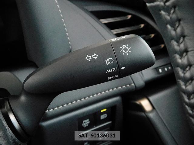 Toyota ALPHARD HYBRID 2025-03 8625692-17