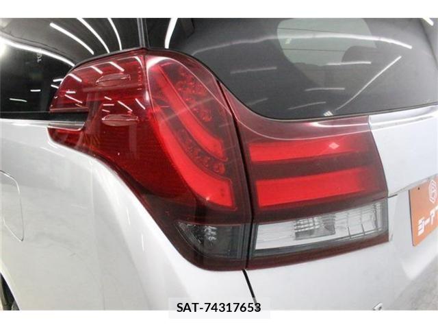 Toyota ALPHARD HYBRID 2017-03 8625702-17