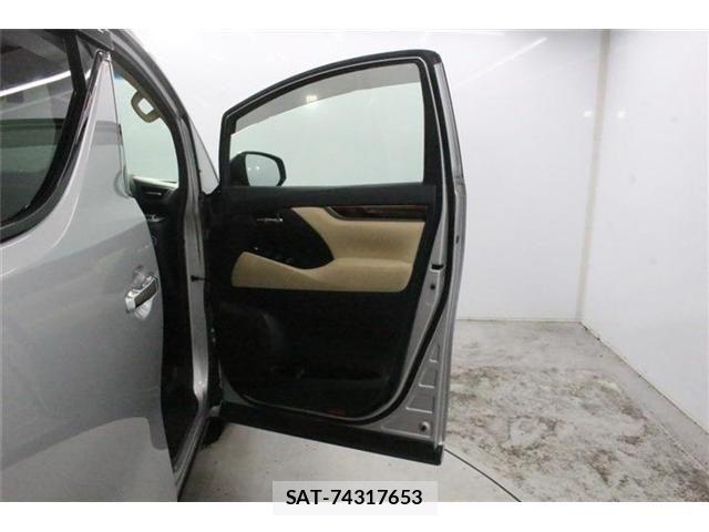 Toyota ALPHARD HYBRID 2017-03 8625702-29