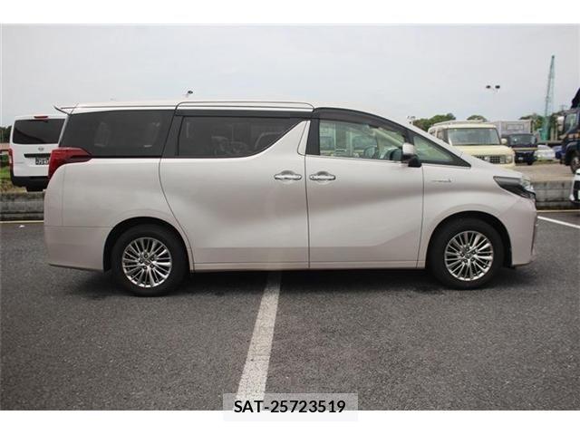 Toyota ALPHARD HYBRID 2018-07 8625699-9