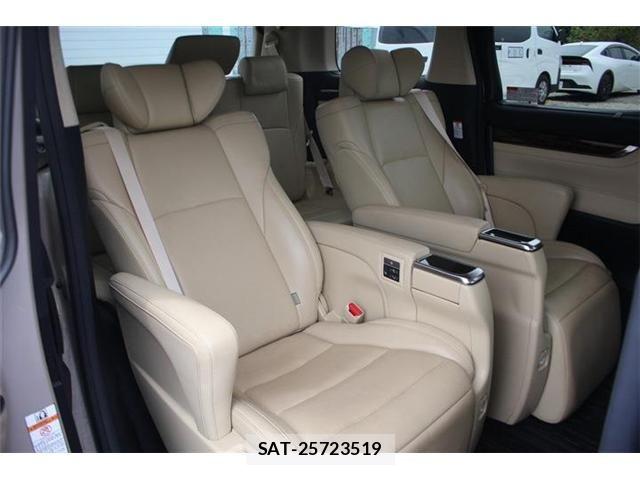 Toyota ALPHARD HYBRID 2018-07 8625699-14