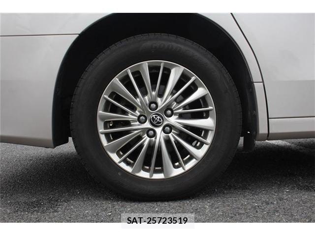 Toyota ALPHARD HYBRID 2018-07 8625699-26