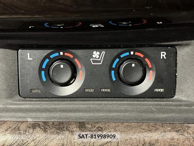 Toyota ALPHARD HYBRID 2021-04 8657886-9