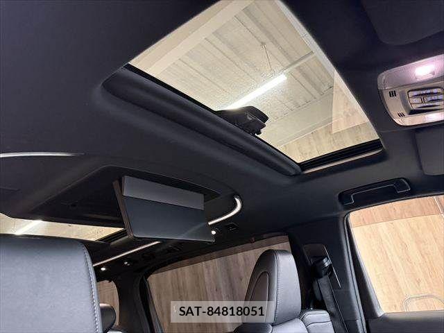 Toyota ALPHARD HYBRID 2015-06 8657892-2