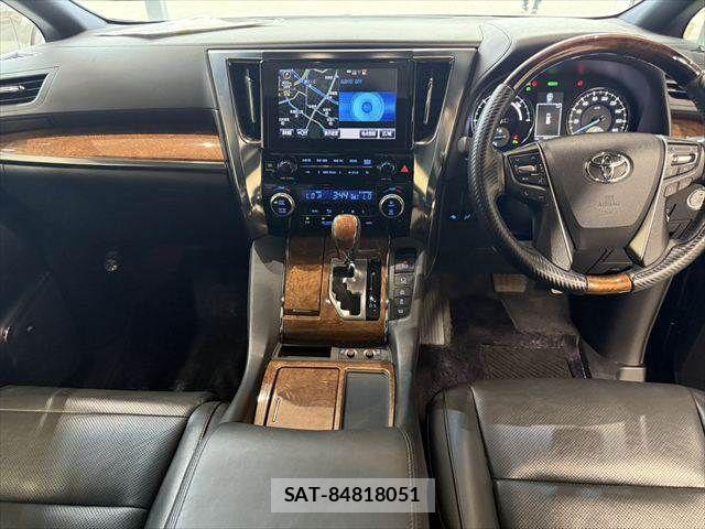 Toyota ALPHARD HYBRID 2015-06 8657892-3