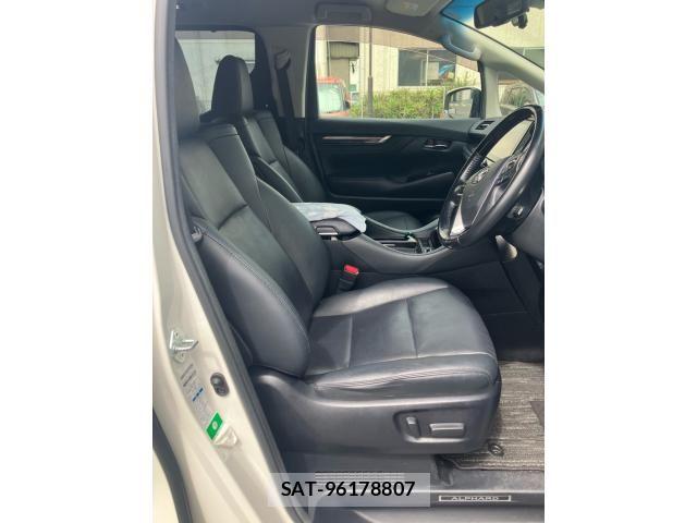 Toyota ALPHARD HYBRID 2019-07 8657891-9