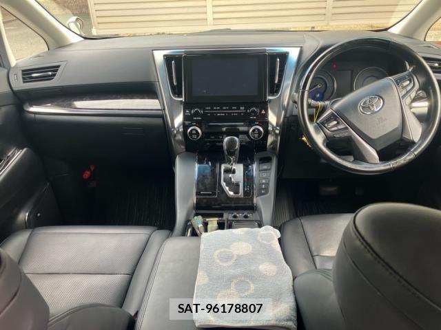 Toyota ALPHARD HYBRID 2019-07 8657891-11