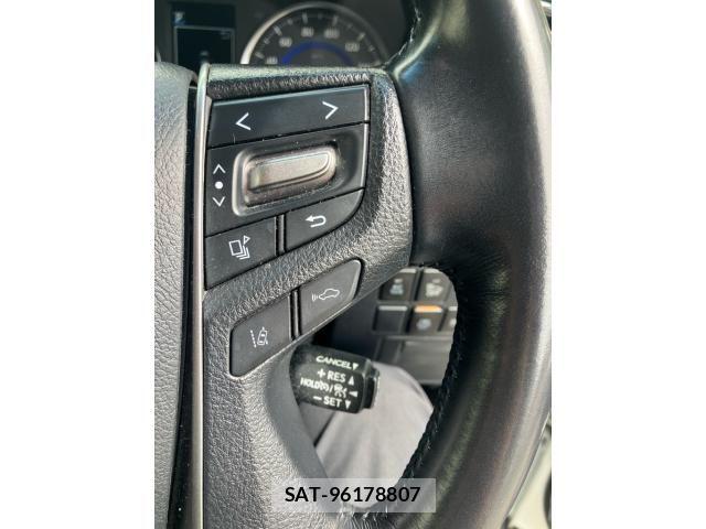 Toyota ALPHARD HYBRID 2019-07 8657891-21