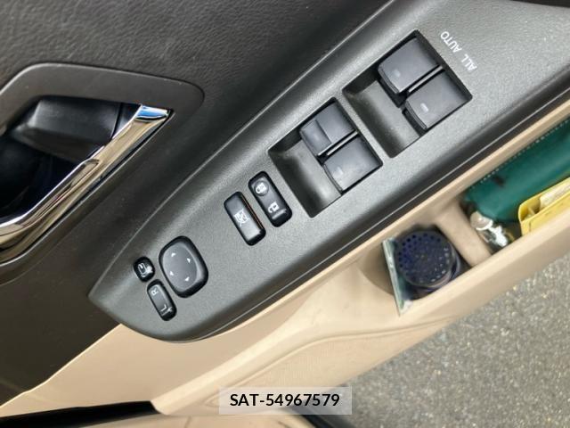Toyota ALPHARD HYBRID 2012-03 8657902-16