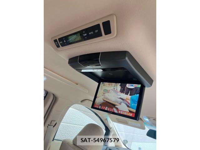 Toyota ALPHARD HYBRID 2012-03 8657902-26