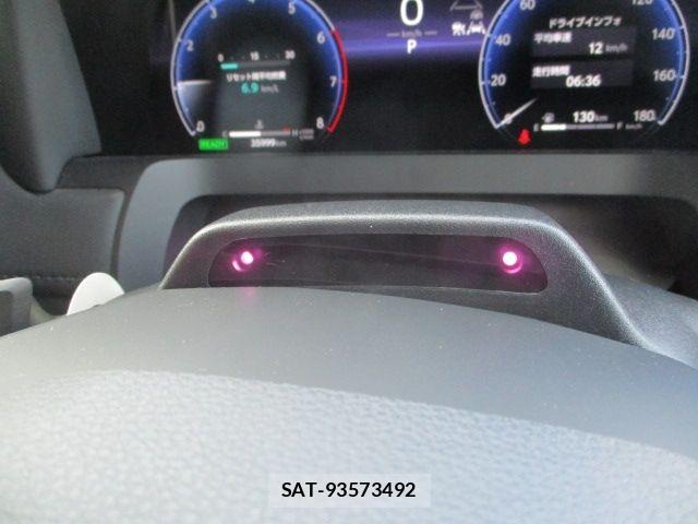 Toyota ALPHARD HYBRID 2025-03 8657882-23