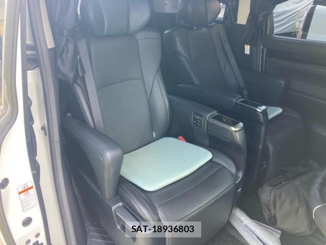 Toyota ALPHARD HYBRID 2018-06 8657890-10