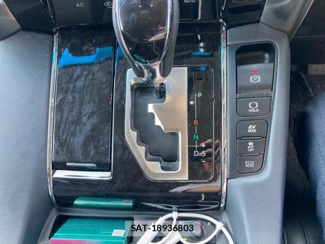 Toyota ALPHARD HYBRID 2018-06 8657890-22