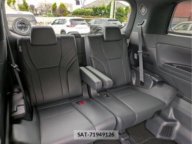 Toyota ALPHARD HYBRID 2024-05 8657881-27
