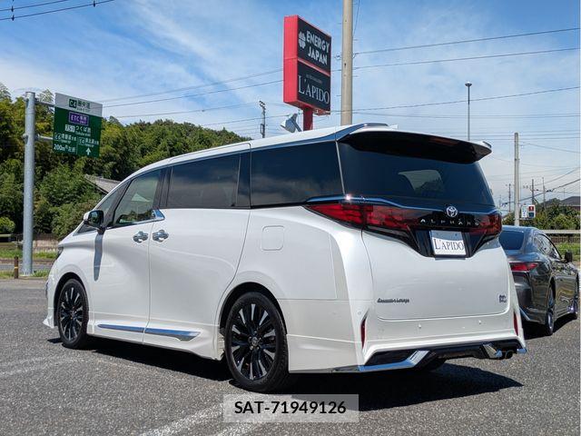 Toyota ALPHARD HYBRID 2024-05 8657881-8