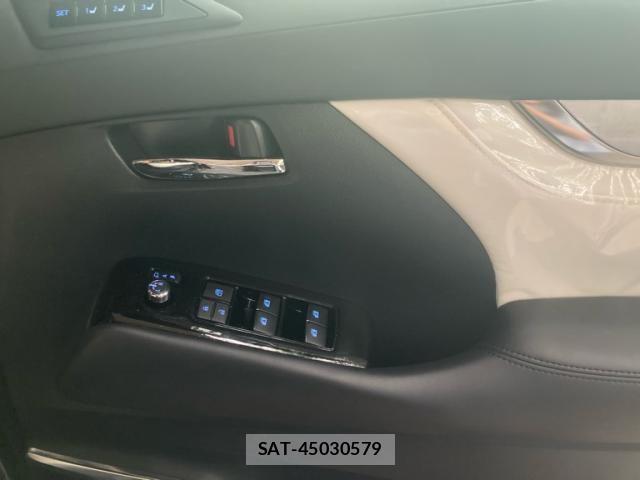 Toyota ALPHARD HYBRID 2018-12 8657887-19