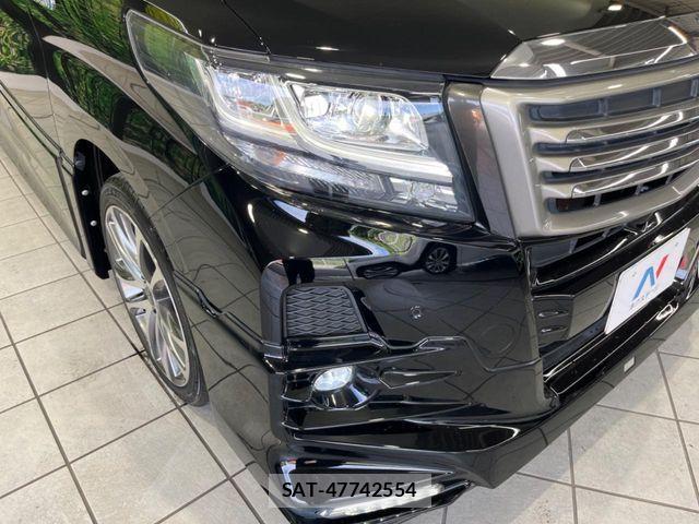 Toyota ALPHARD HYBRID 2017-11 8657893-12