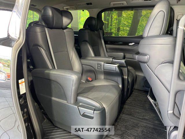 Toyota ALPHARD HYBRID 2017-11 8657893-8