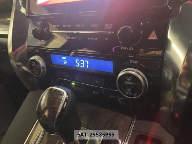 Toyota ALPHARD HYBRID 2019-01 8740279-16