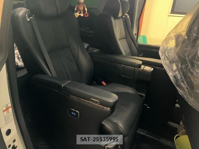 Toyota ALPHARD HYBRID 2019-01 8740279-23