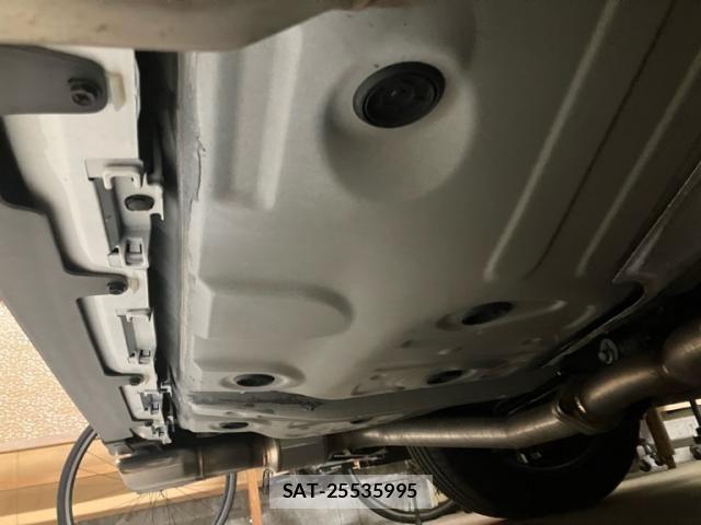 Toyota ALPHARD HYBRID 2019-01 8740279-24