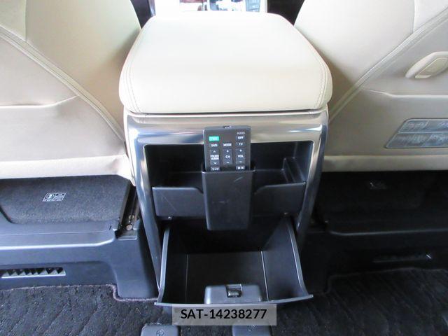 Toyota ALPHARD HYBRID 2019-12 8740282-27