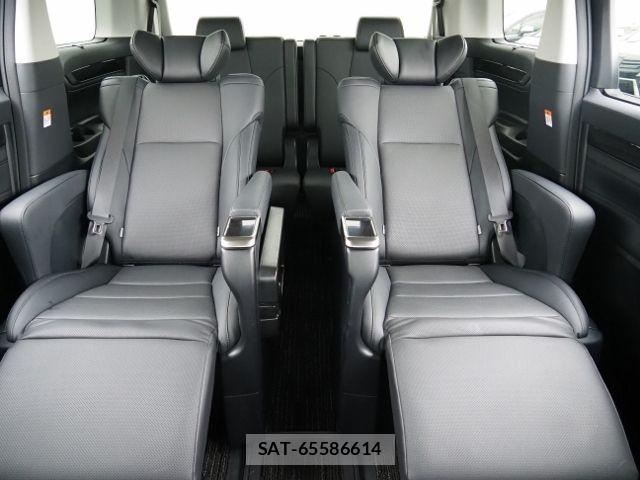 Toyota ALPHARD HYBRID 2023-05 8740260-12