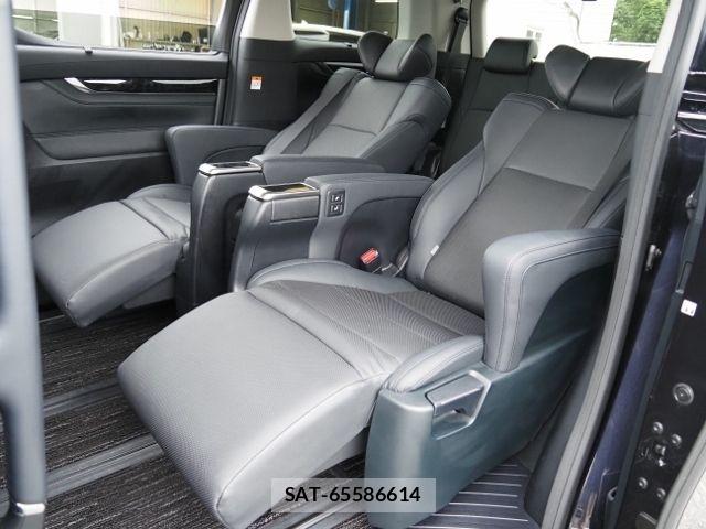 Toyota ALPHARD HYBRID 2023-05 8740260-14