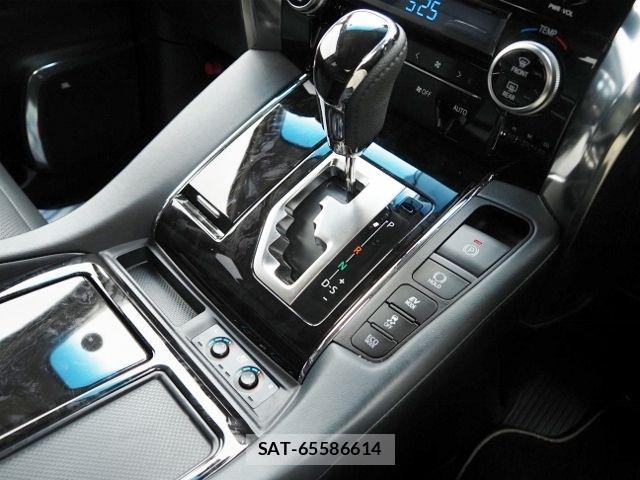 Toyota ALPHARD HYBRID 2023-05 8740260-29