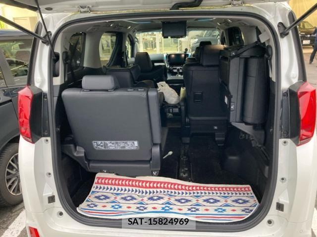 Toyota ALPHARD HYBRID 2018-07 8740284-16