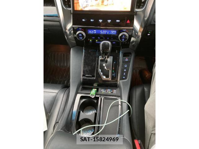 Toyota ALPHARD HYBRID 2018-07 8740284-23